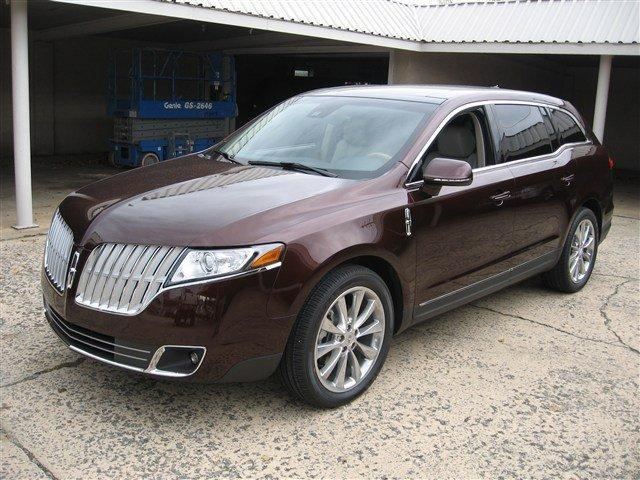 Lincoln MKT 2012 photo 3