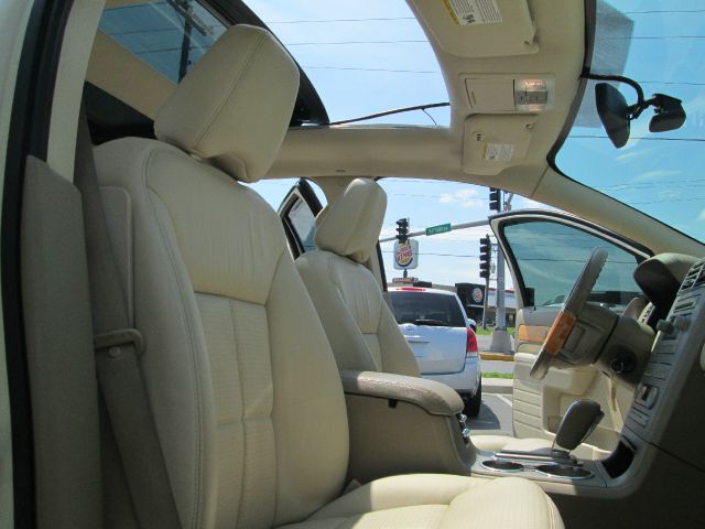 Lincoln MKX 2007 photo 2