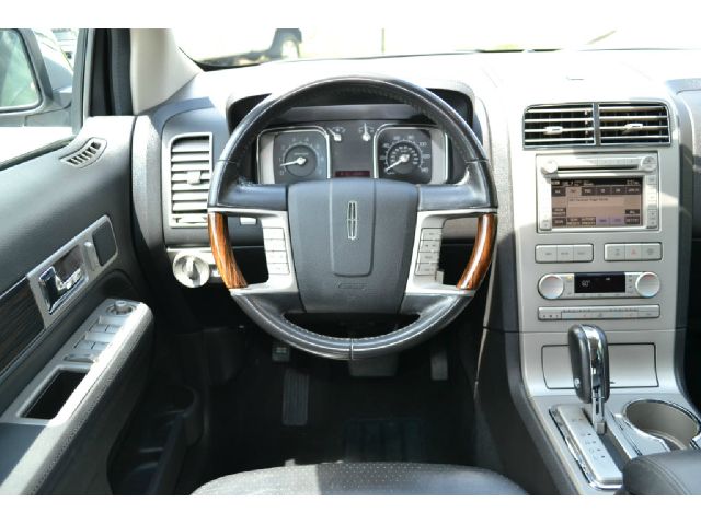 Lincoln MKX 2007 photo 2