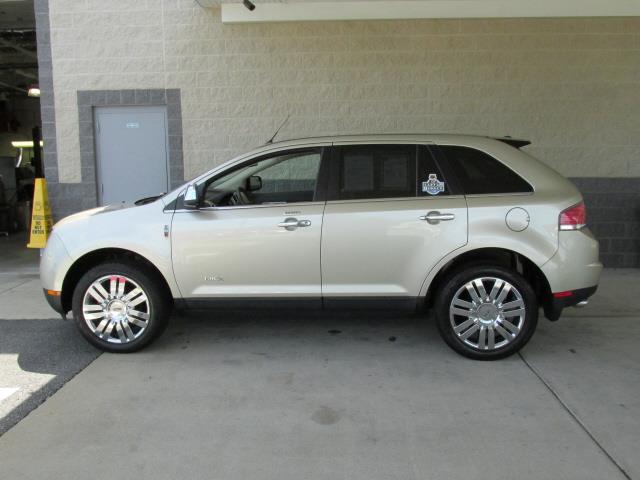 Lincoln MKX 2010 photo 4