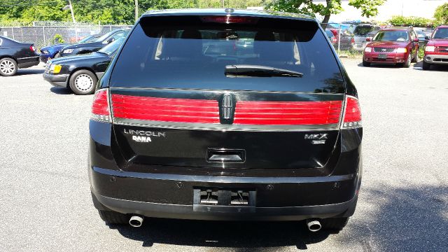 Lincoln MKX 2010 photo 2