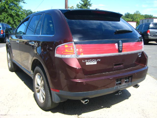 Lincoln MKX 2010 photo 4