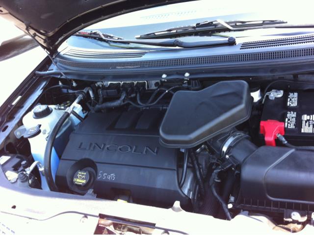 Lincoln MKX 2010 photo 4