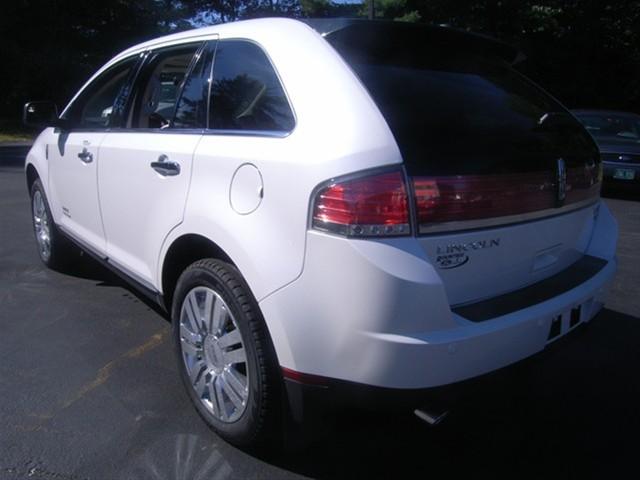 Lincoln MKX 2010 photo 2