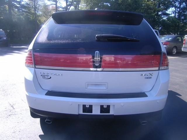 Lincoln MKX 2010 photo 3