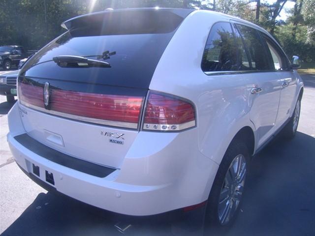 Lincoln MKX 2010 photo 4