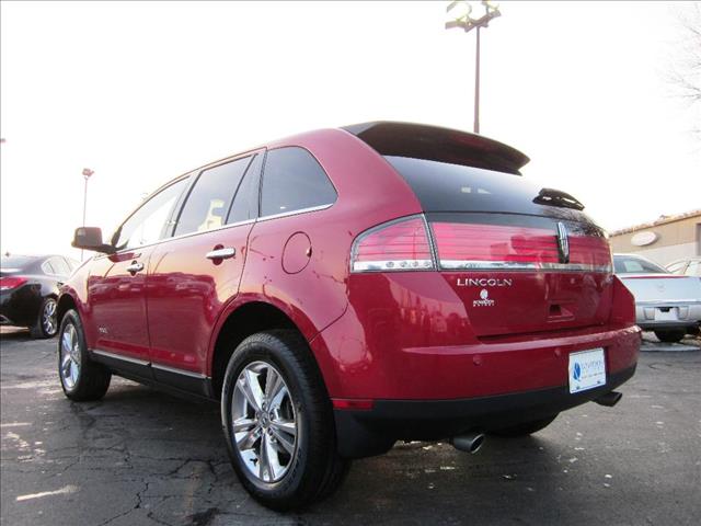 Lincoln MKX 2010 photo 2