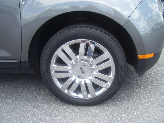 Lincoln MKX 2010 photo 2