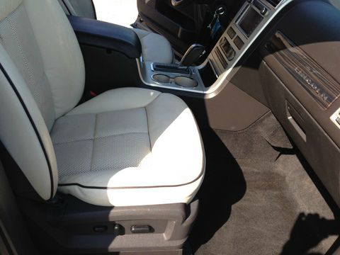 Lincoln MKX 2010 photo 5