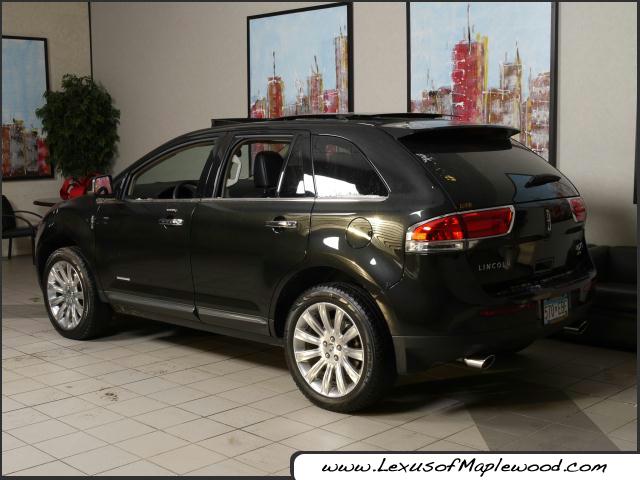 Lincoln MKX 2011 photo 3