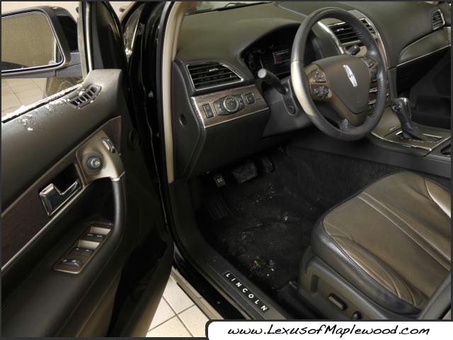 Lincoln MKX 2011 photo 4