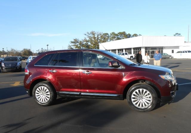 Lincoln MKX 2011 photo 1