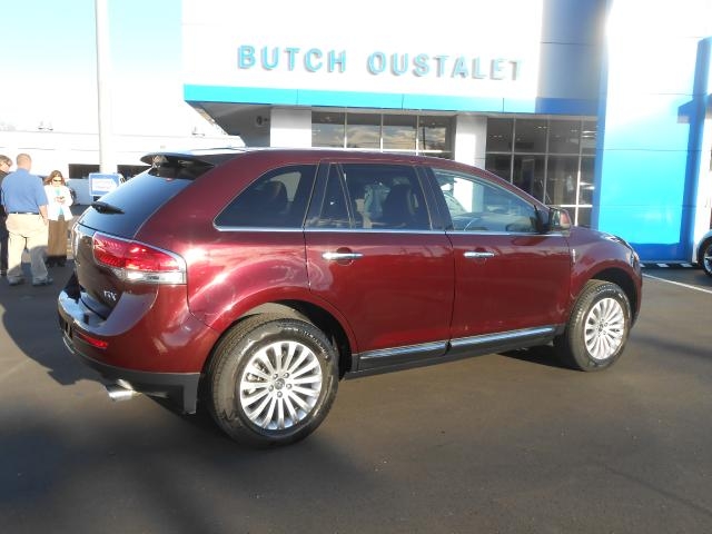 Lincoln MKX 2011 photo 2