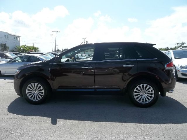 Lincoln MKX 2011 photo 2