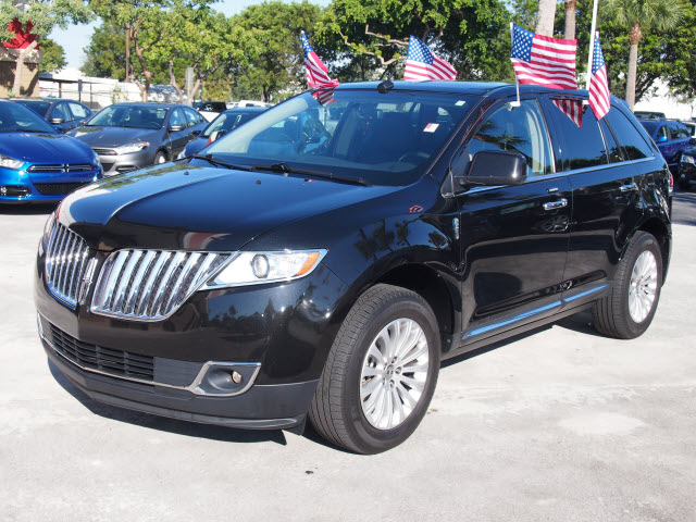 Lincoln MKX 2011 photo 2