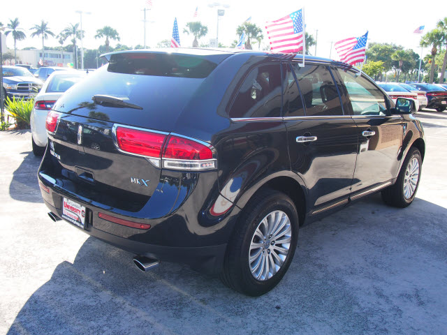 Lincoln MKX 2011 photo 5