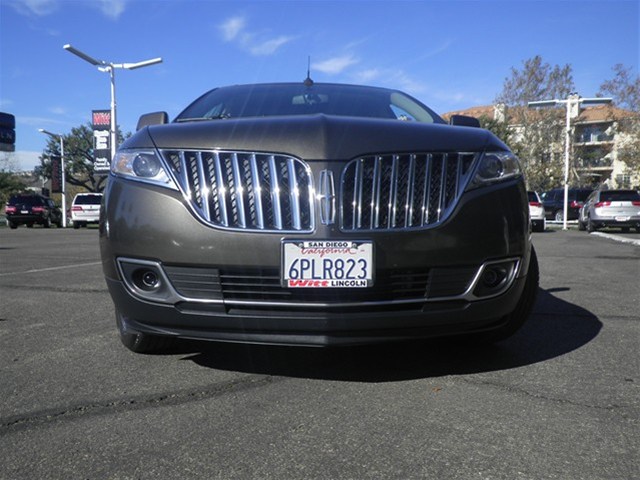 Lincoln MKX 2011 photo 1