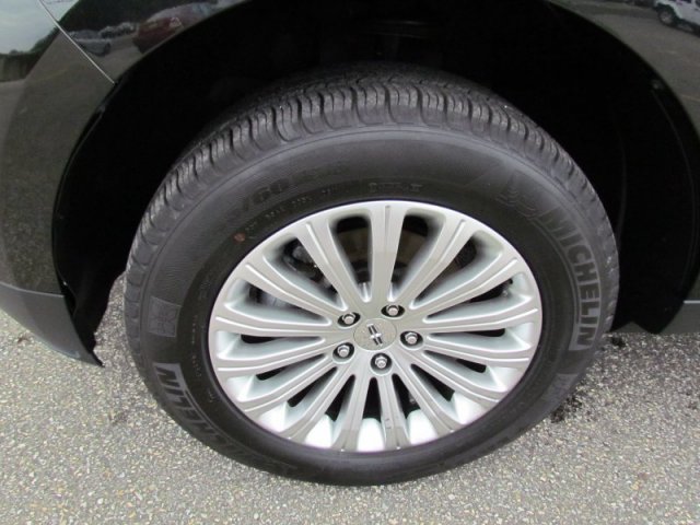 Lincoln MKX 2011 photo 2