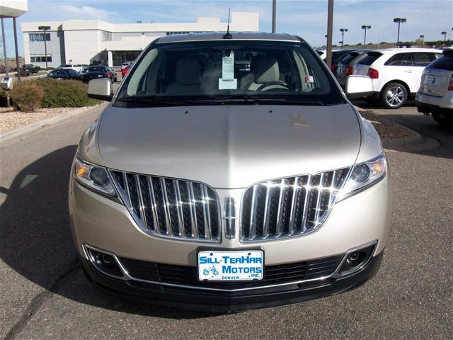 Lincoln MKX 2011 photo 1