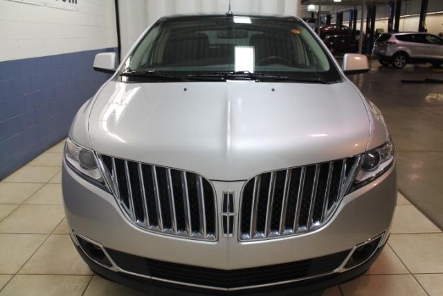 Lincoln MKX 2011 photo 2