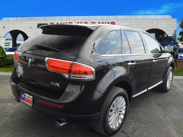 Lincoln MKX 2011 photo 4