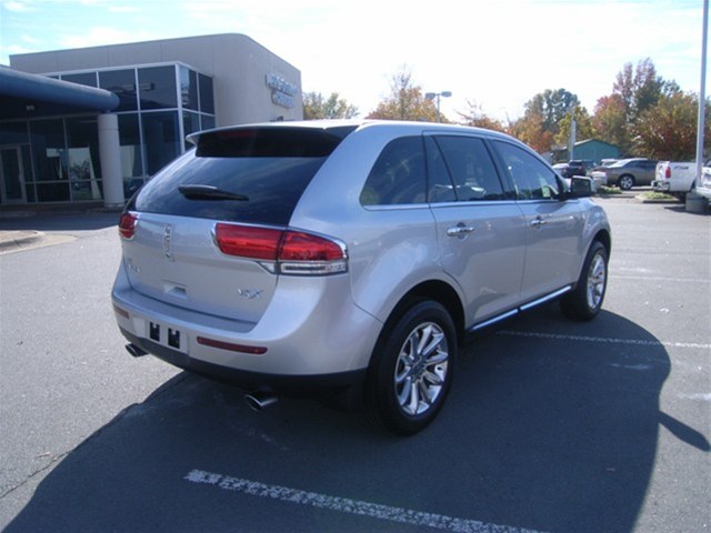 Lincoln MKX 2011 photo 5