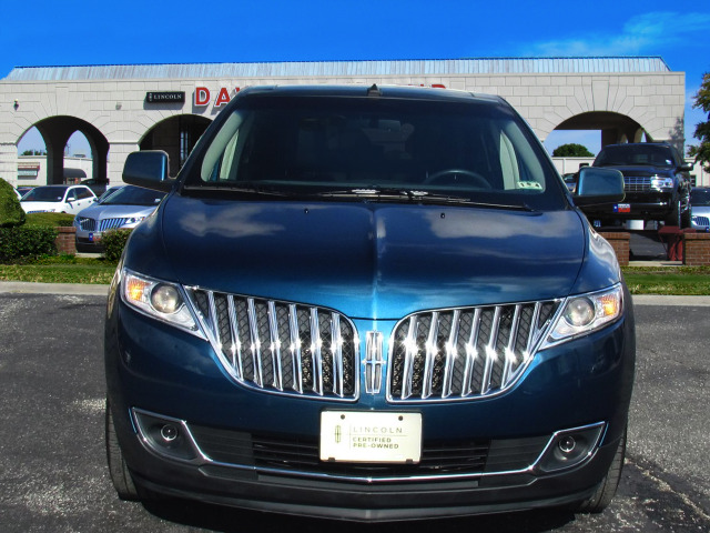 Lincoln MKX 2011 photo 1