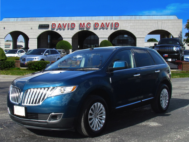 Lincoln MKX 2011 photo 2