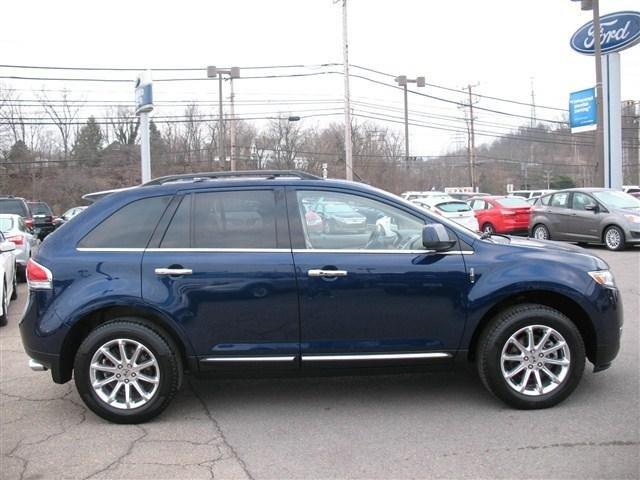 Lincoln MKX 2011 photo 4