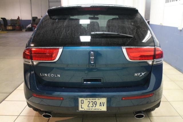 Lincoln MKX 2011 photo 4