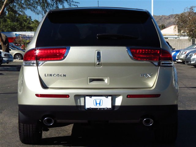 Lincoln MKX 2011 photo 4