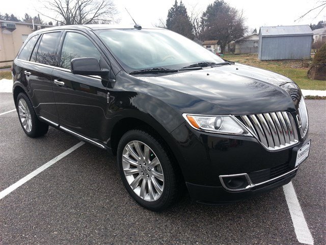 Lincoln MKX Base Unspecified