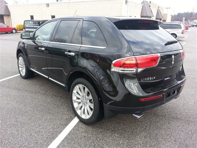 Lincoln MKX 2011 photo 3