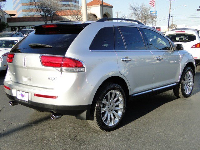 Lincoln MKX 2011 photo 4