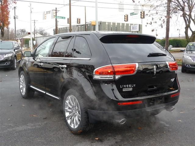 Lincoln MKX 2012 photo 2