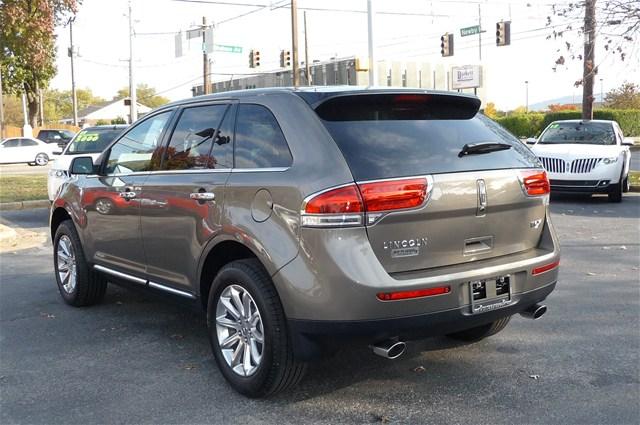 Lincoln MKX 2012 photo 2