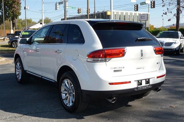 Lincoln MKX 2012 photo 2