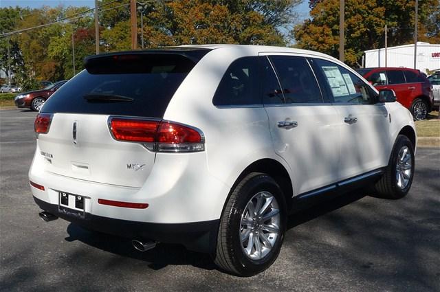 Lincoln MKX 2012 photo 4