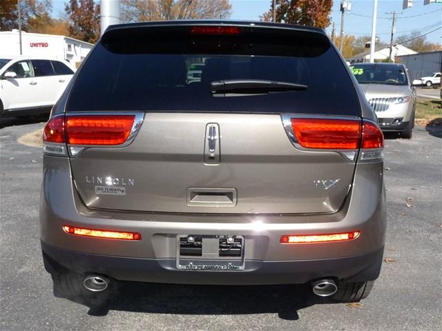 Lincoln MKX 2012 photo 3