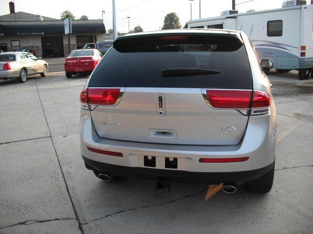 Lincoln MKX 2012 photo 4