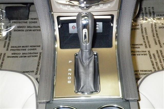 Lincoln MKX 2013 photo 26