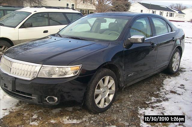 Lincoln MKZ Base Sedan