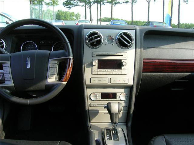 Lincoln MKZ 2007 photo 2