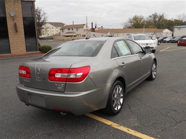 Lincoln MKZ 2008 photo 2