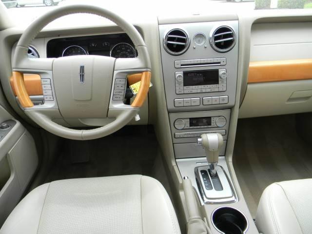 Lincoln MKZ 2008 photo 3