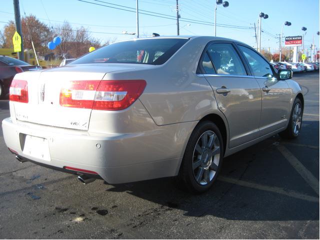 Lincoln MKZ 2009 photo 2