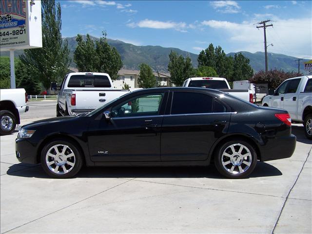 Lincoln MKZ Luxury Package Sedan