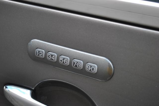 Lincoln MKZ 2010 photo 5