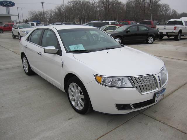 Lincoln MKZ 2010 photo 3