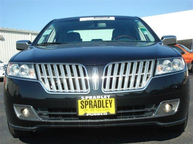 Lincoln MKZ 2010 photo 2